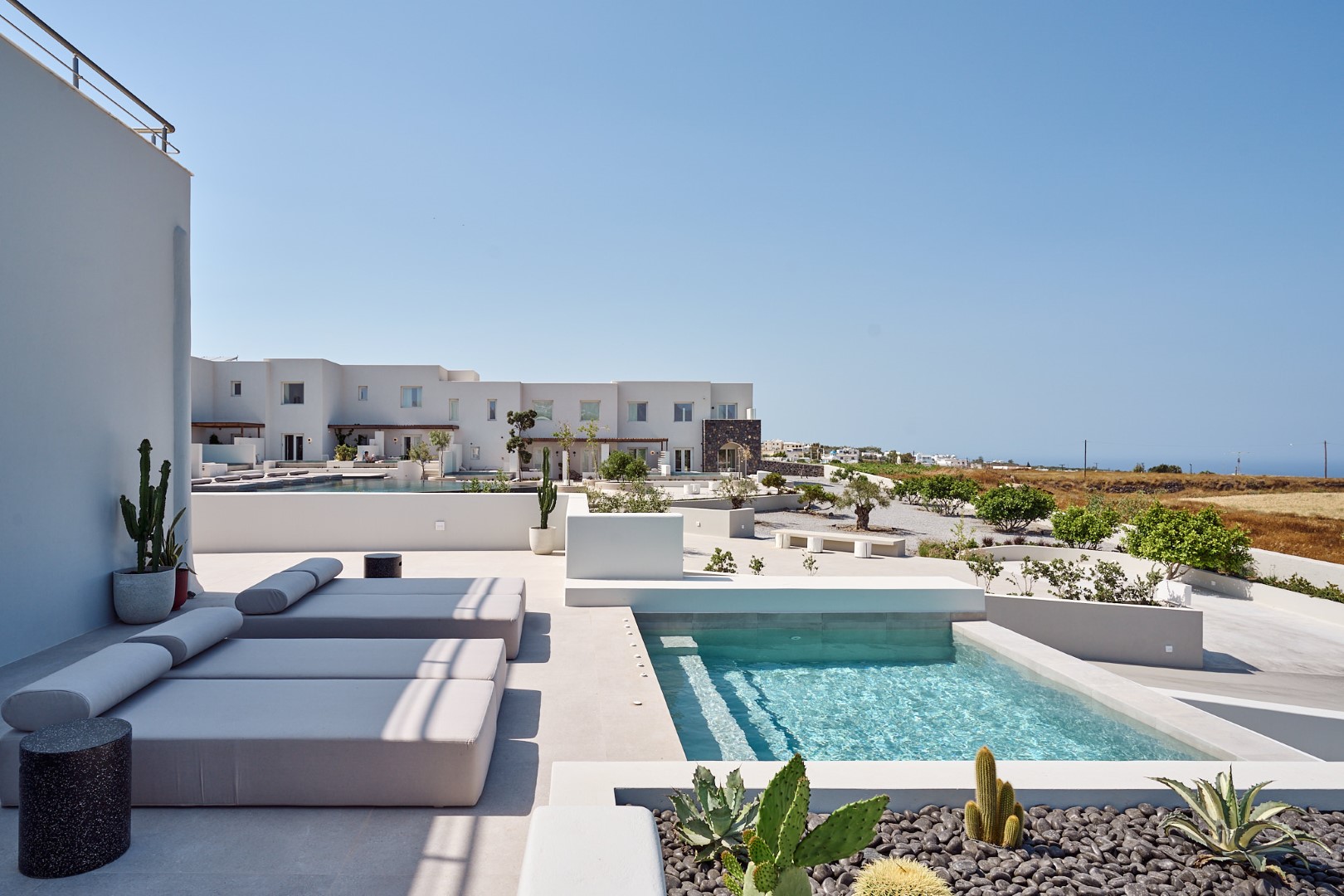 Sunrise Executive Villa | Lilium Homes - Hotel in Fira Santorini